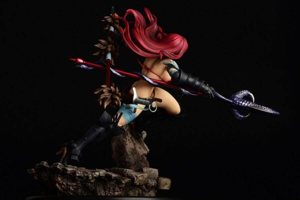 Estatua Erza Scarlet Black Armor