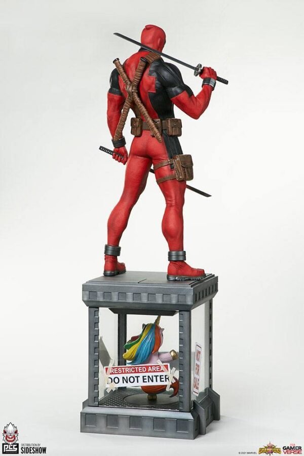 Estatua Marvel Contest Deadpool