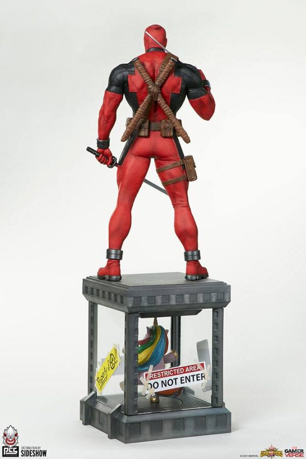 Estatua Marvel Contest Deadpool