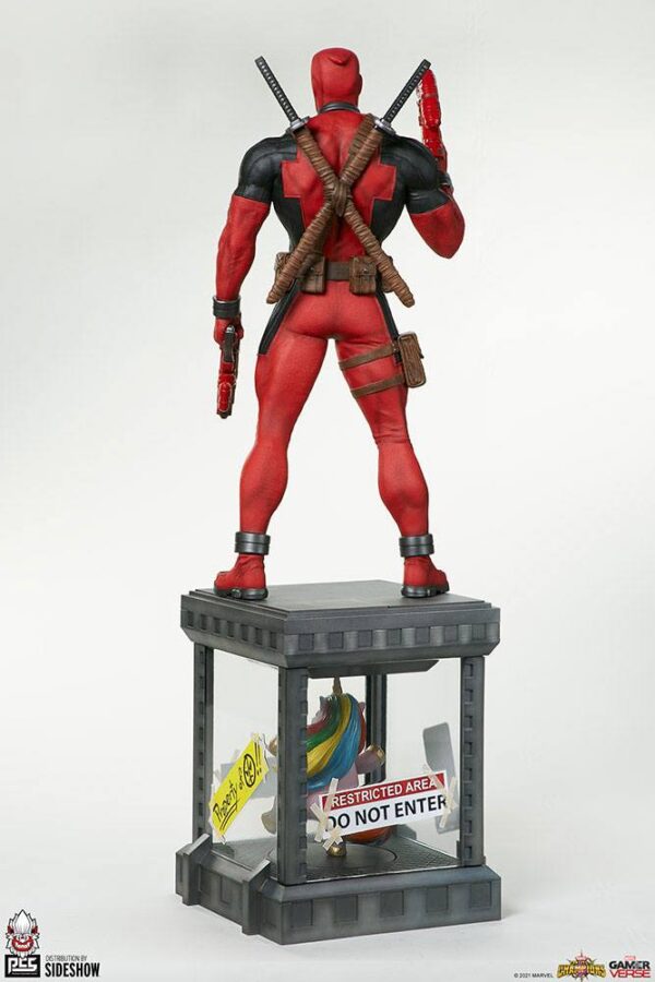 Estatua Marvel Contest Deadpool