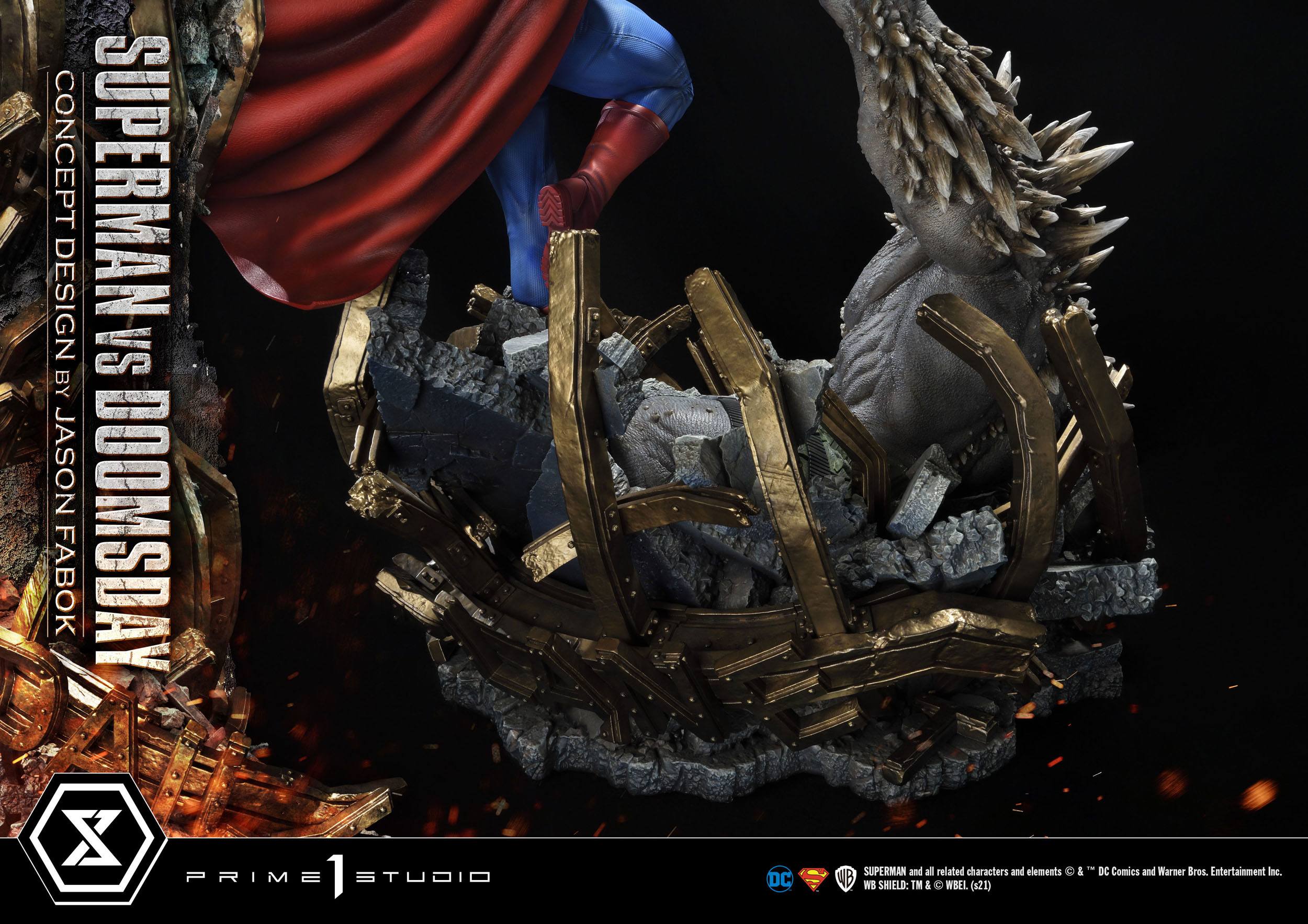 Estatua Superman Vs Doomsday