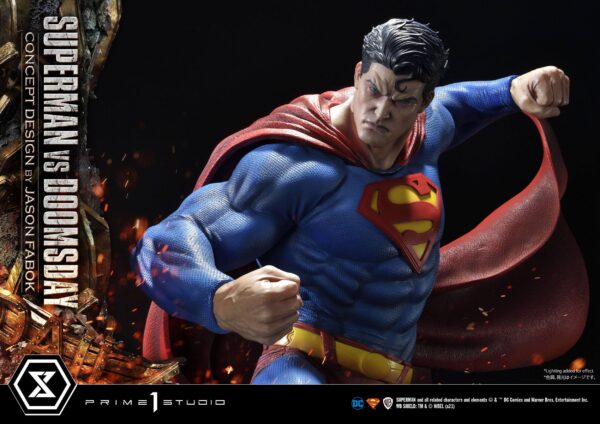 Estatua Superman Vs Doomsday