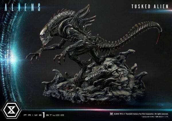 Estatua Tusked Alien Bonus Version
