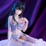 Estatua Yukino Yukinoshita Lingerie