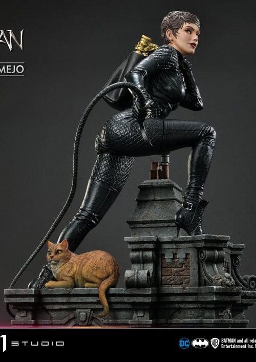 Estatua Catwoman Deluxe Bonus Version