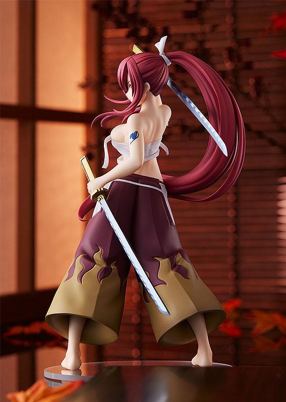 Estatua Erza Scarlet Demon Blade Benizakura