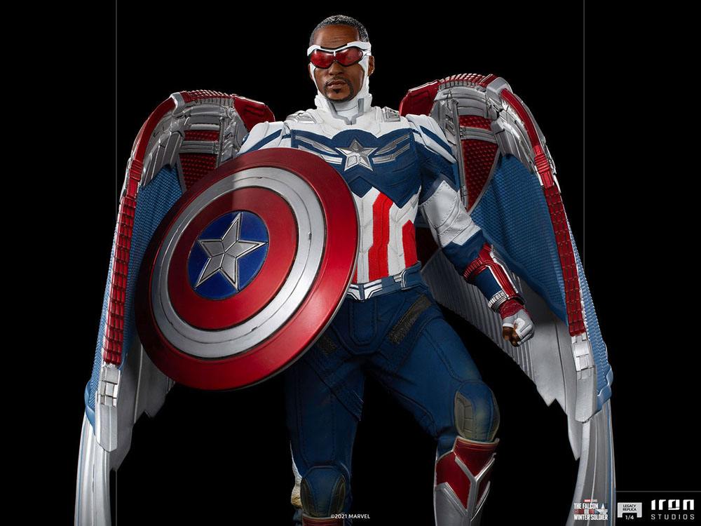 Estatua Legacy Replica Sam Wilson Complete