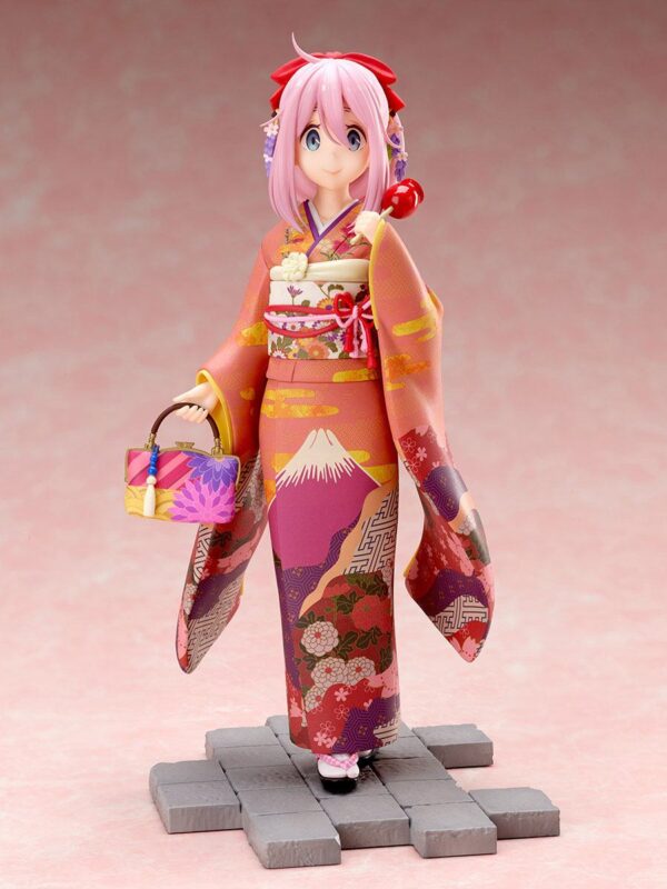 Estatua Nadeshiko Kagamihara Furisode