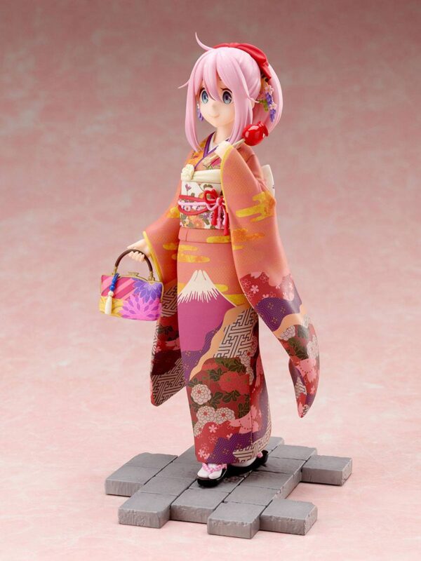 Estatua Nadeshiko Kagamihara Furisode