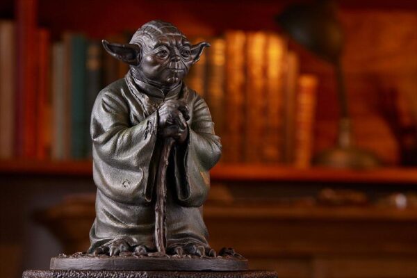 Estatua Yoda Fountain Limited Edition