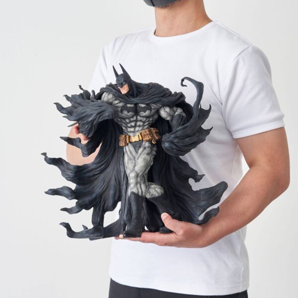 Estatua Batman Hard Black Version