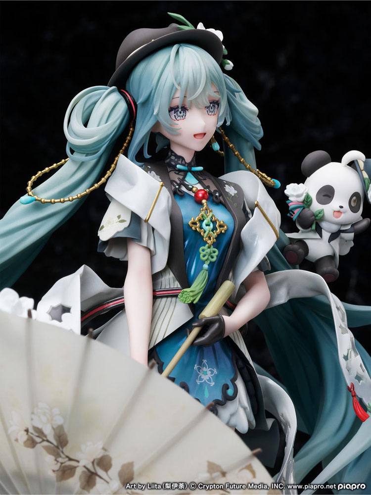 Estatua Hatsune Miku with You 2021