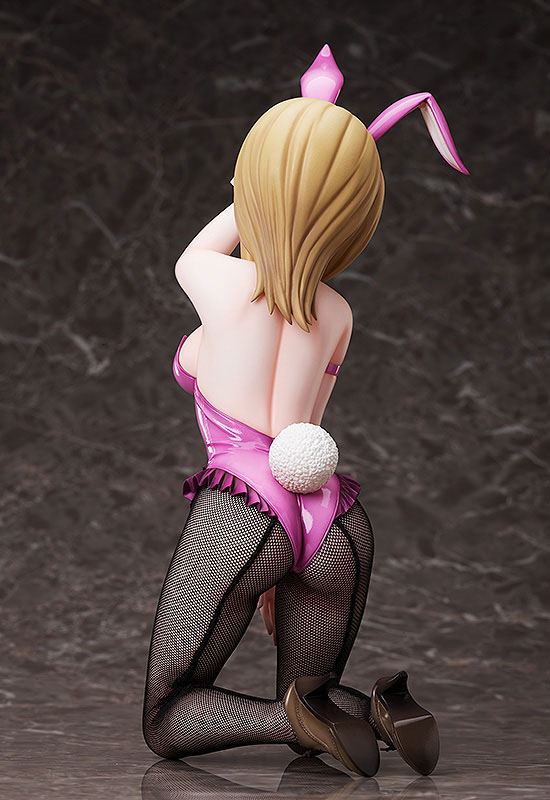 Estatua Kaede Akamatsu Bunny