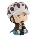 Estatua Look Up Trafalgar Law