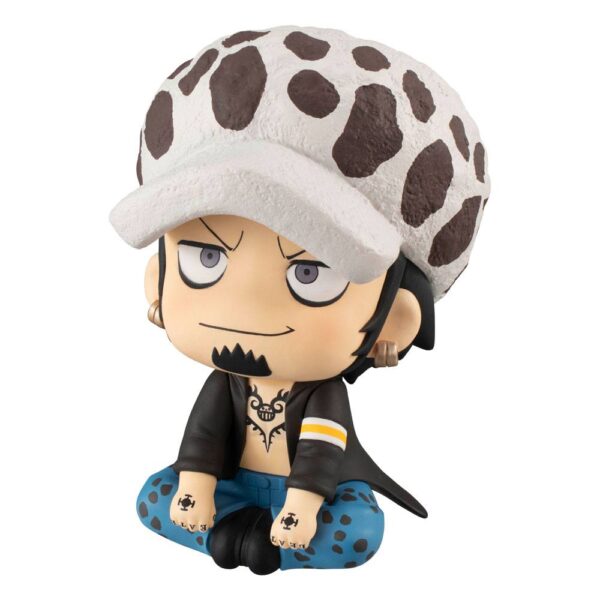 Estatua Look Up Trafalgar Law