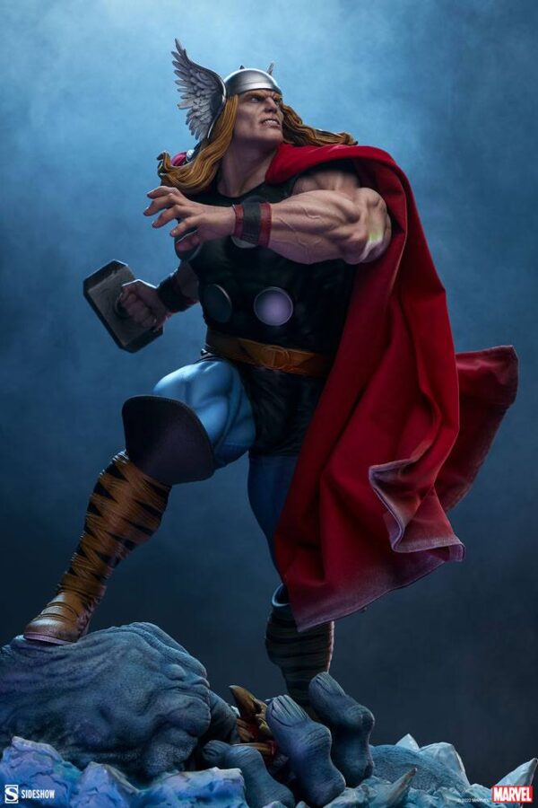 Estatua Marvel Premium Format Thor