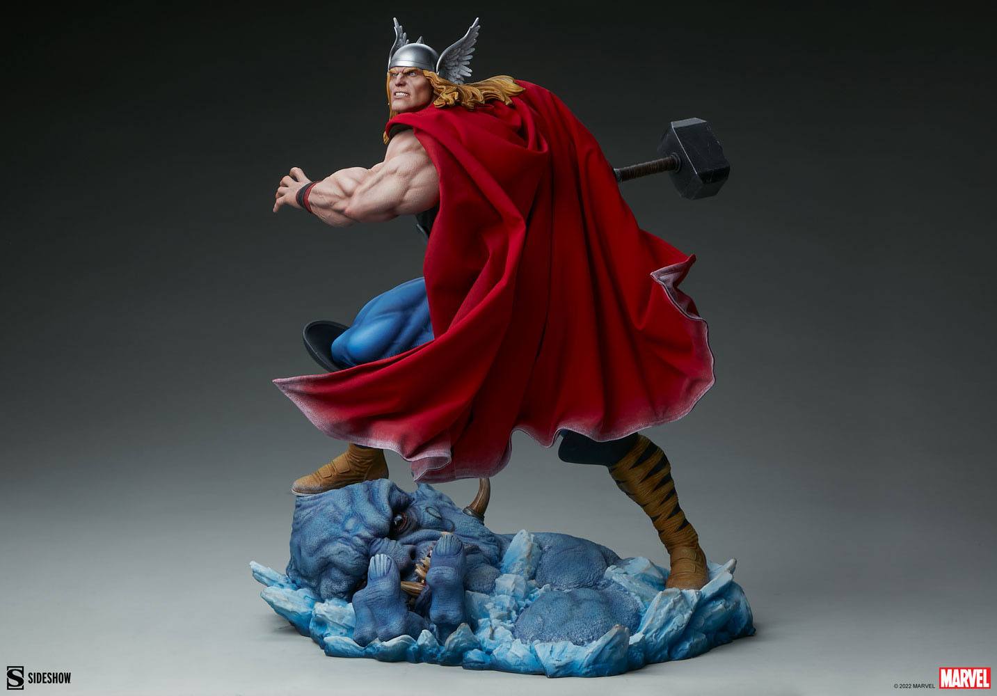 Estatua Marvel Premium Format Thor