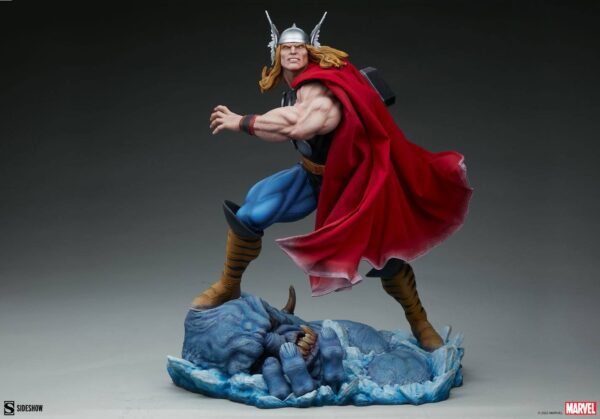 Estatua Marvel Premium Format Thor