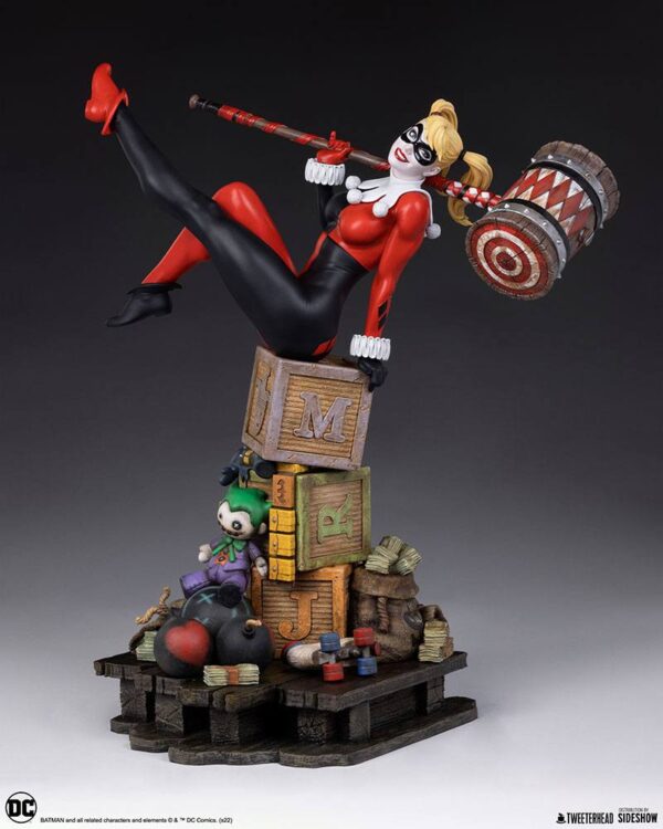 Estatua DC Comics Harley Quinn 41