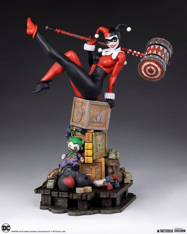 Estatua DC Comics Harley Quinn 41