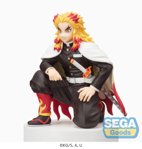 Estatua PM Perching Kyojuro Rengoku