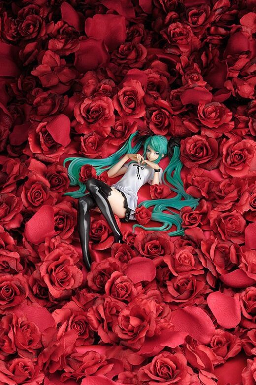 Estatua Miku Hatsune World is Mine