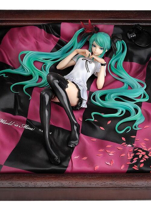 Estatua Miku Hatsune World is Mine