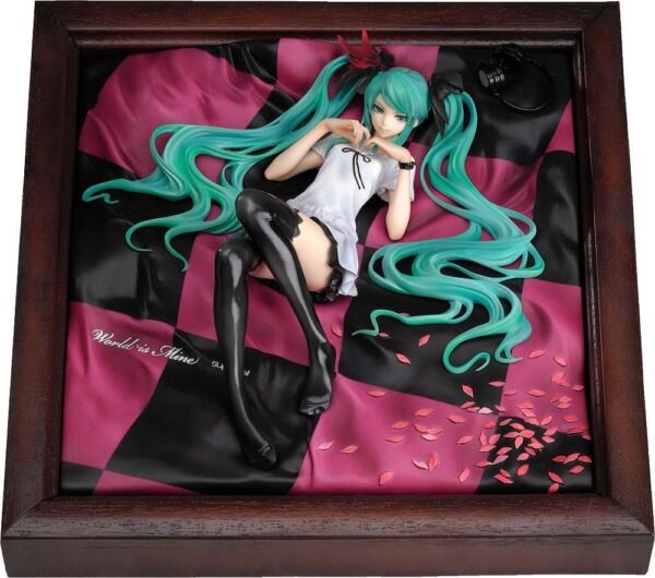 Estatua Miku Hatsune World is Mine