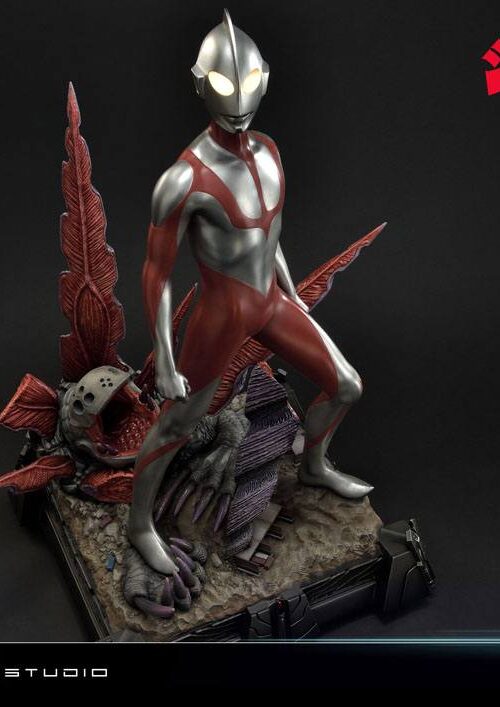 Estatua Ultraman Bonus Version