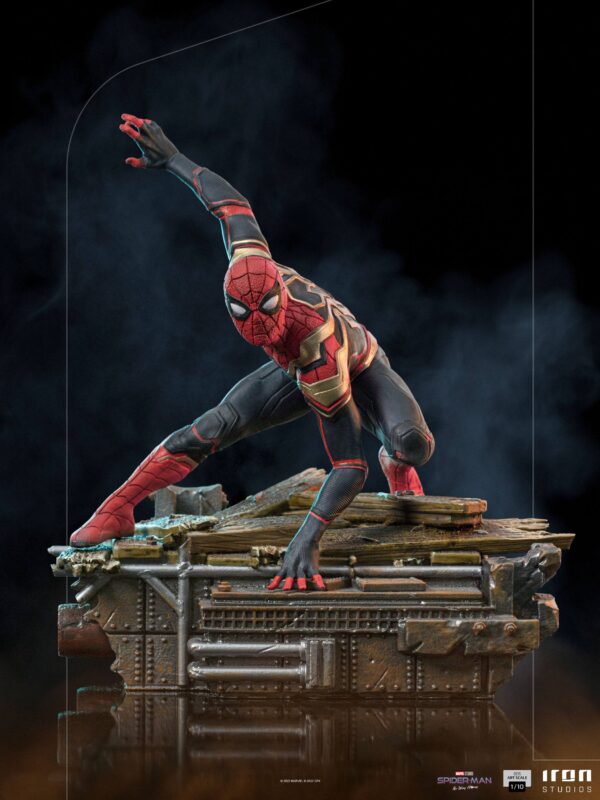 Estatua Deluxe Spider-Man Peter 1