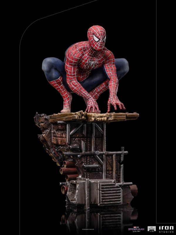 Estatua Deluxe Spider-Man Peter 2
