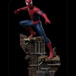 Estatua Deluxe Spider-Man Peter 3