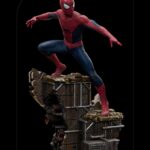 Estatua Deluxe Spider-Man Peter 3