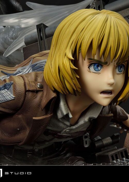 Estatua Eren Mikasa y Armin Deluxe