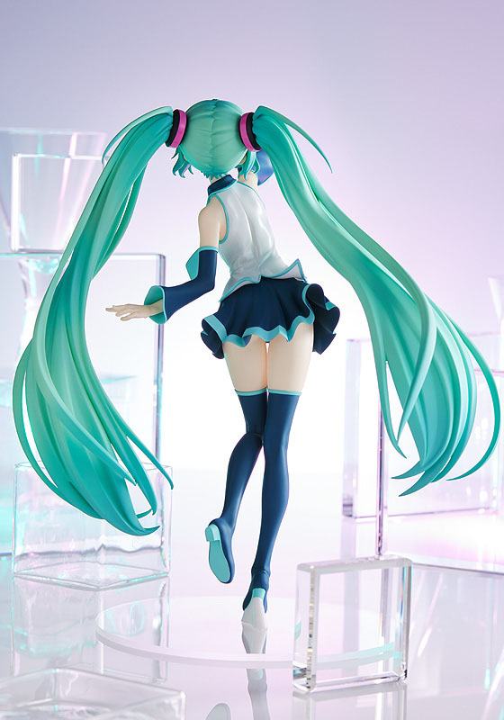 Estatua Hatsune Miku Because You Here