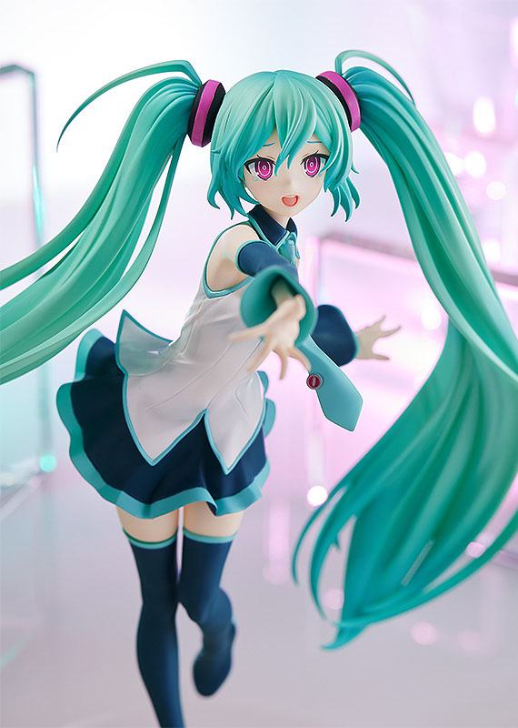 Estatua Hatsune Miku Because You Here