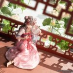 Estatua Lotus Reflection Hanfu Girls