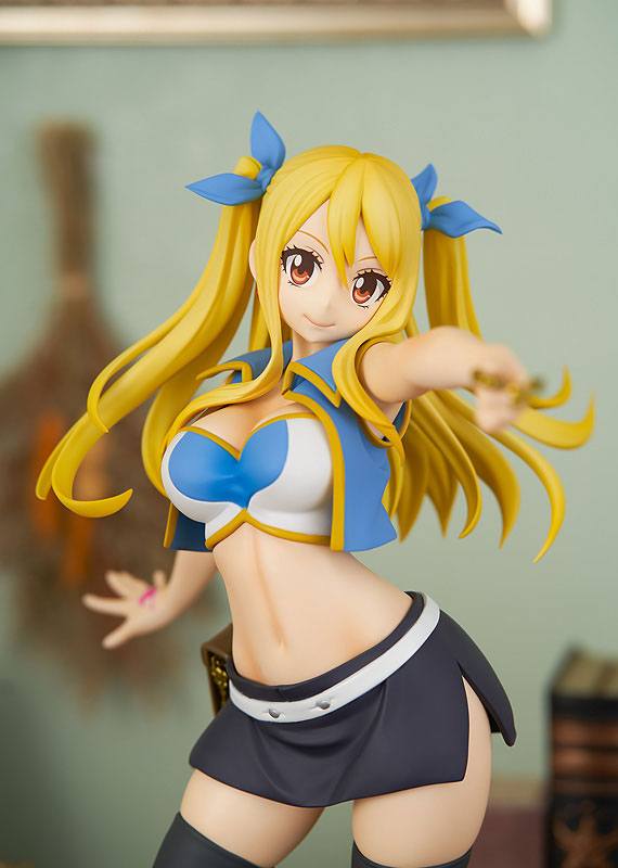 Estatua Pop Up Parade Lucy Heartfilia