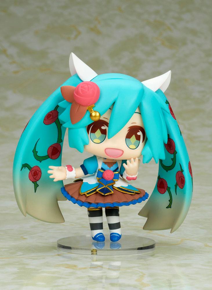 Estatuas Hatsune Miku y Meiko 10cm