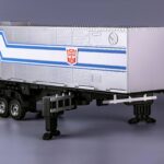 Robot Optimus Prime Flagship Trailer Kit Transformers