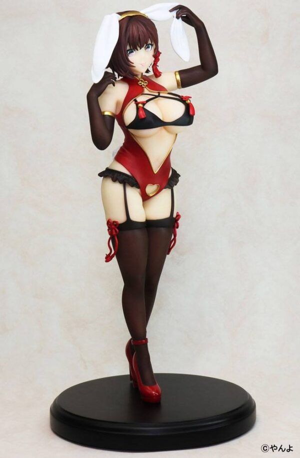 Estatua Yui Red Bunny