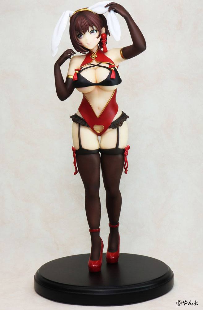 Estatua Yui Red Bunny