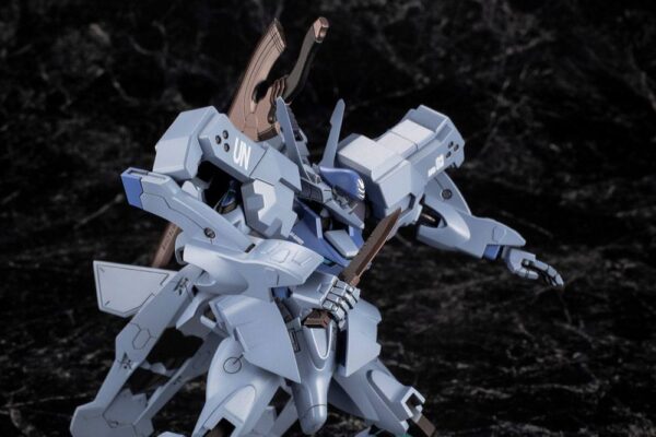 Maqueta Isumi Valkyries Muv-Luv Alternative