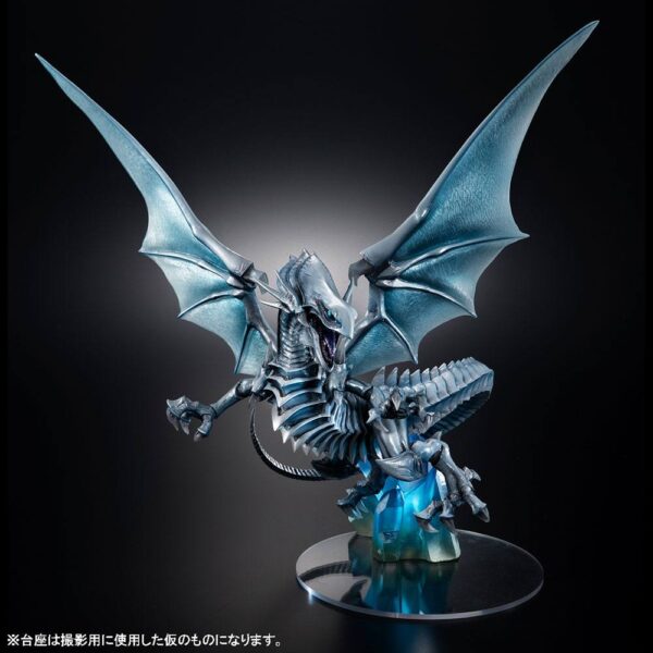 Estatua Blue Eyes White Dragon