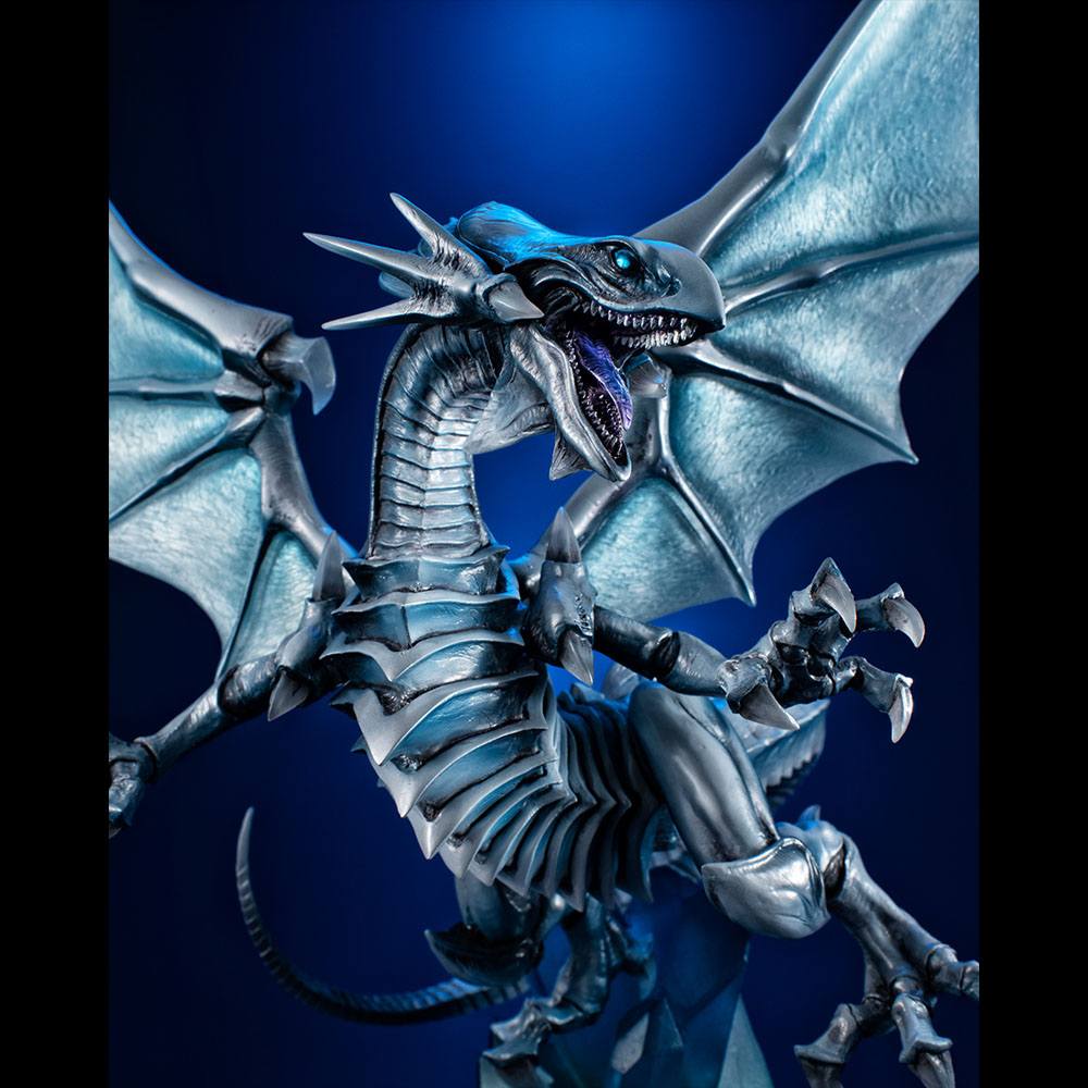 Estatua Blue Eyes White Dragon