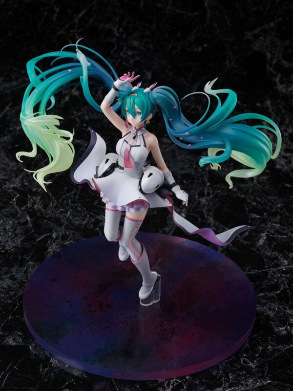 Estatua Hatsune Miku Galaxy Live 2020