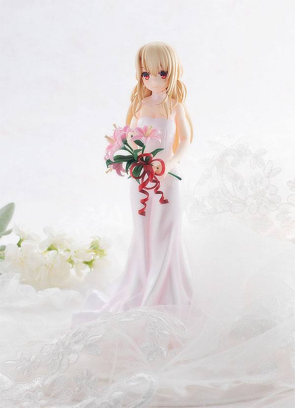 Estatua Illyasviel von Einzbern Wedding Dress