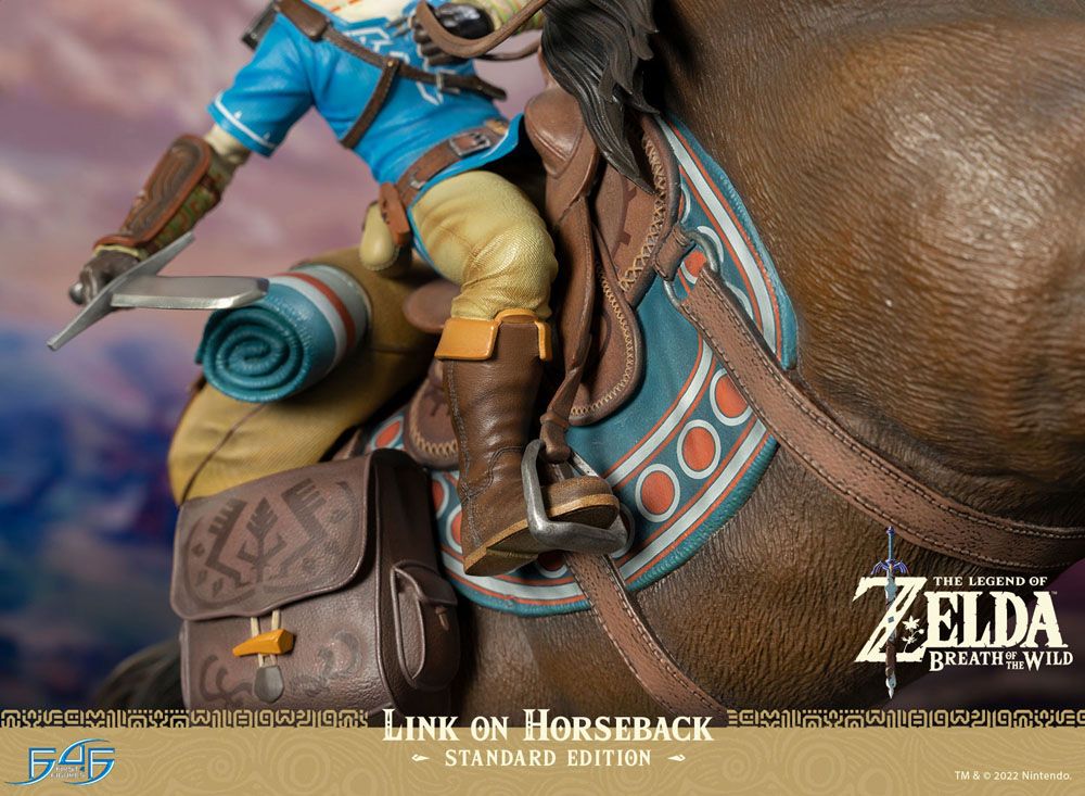 Estatua Link on Horseback 56cm