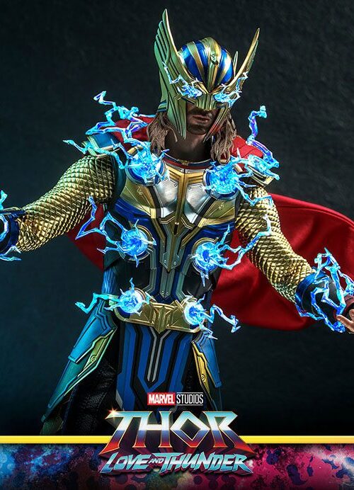 Figura Thor Love and Thunder Deluxe Version