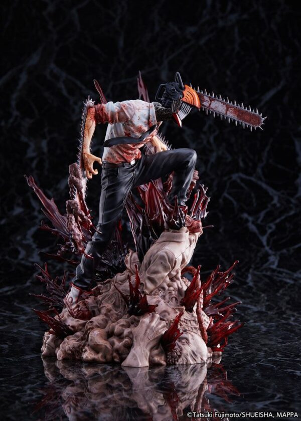 Estatua Chainsaw Man 28cm